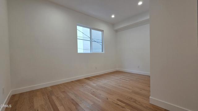 Building Photo - 917 N Ridgewood Pl