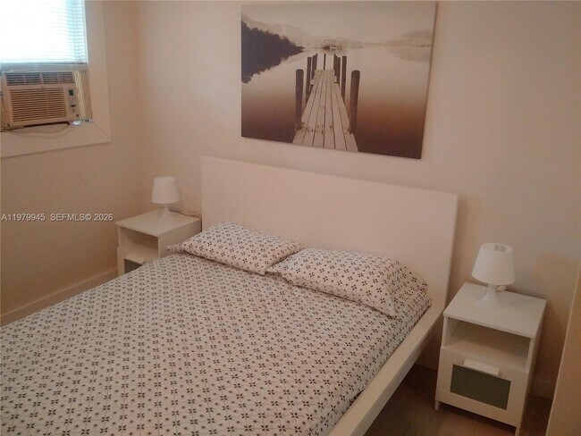 Building Photo - 842 Meridian Ave