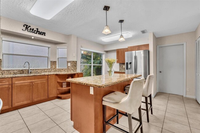 Building Photo - 1718 NW 97th Ave