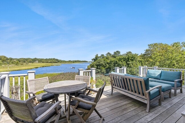 Building Photo - 21 Old Stone Hwy