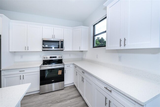 Building Photo - 3304 Glencove St