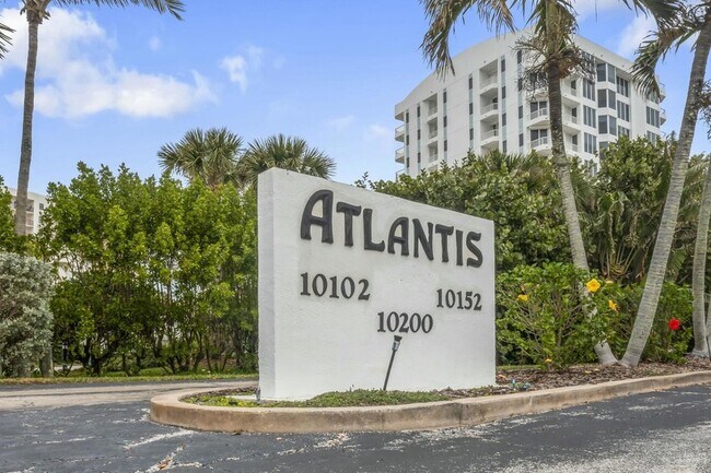 Building Photo - 10152 S Ocean Dr