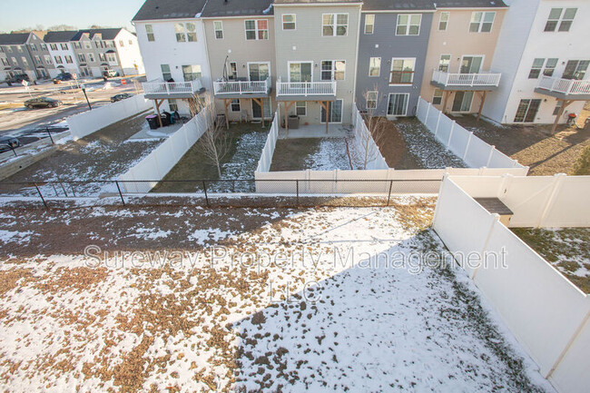 Building Photo - 257 Freedom Wy