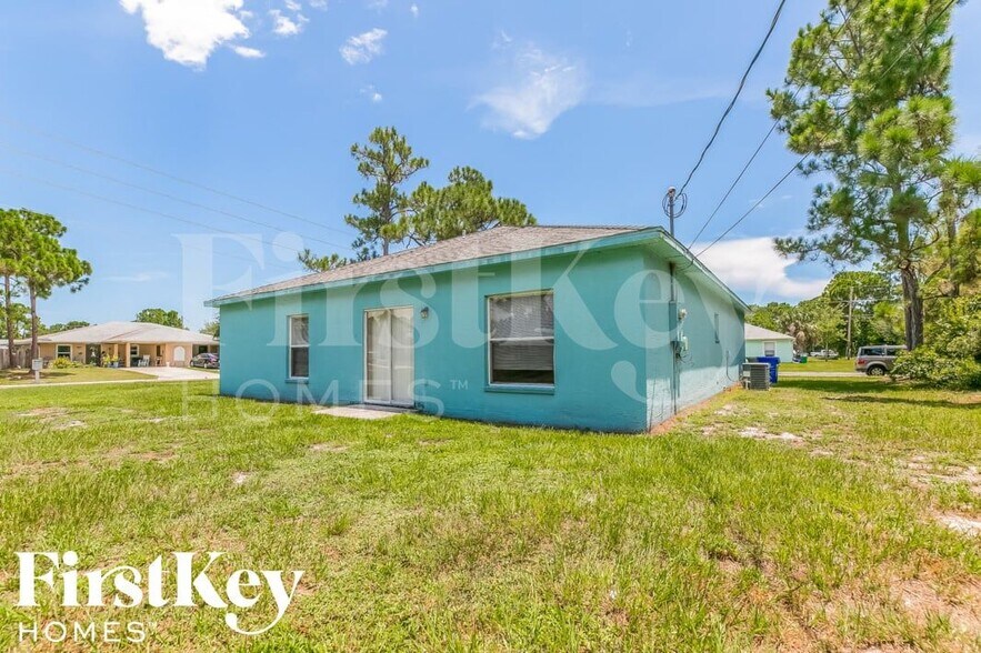 Building Photo - 117 Marsh St