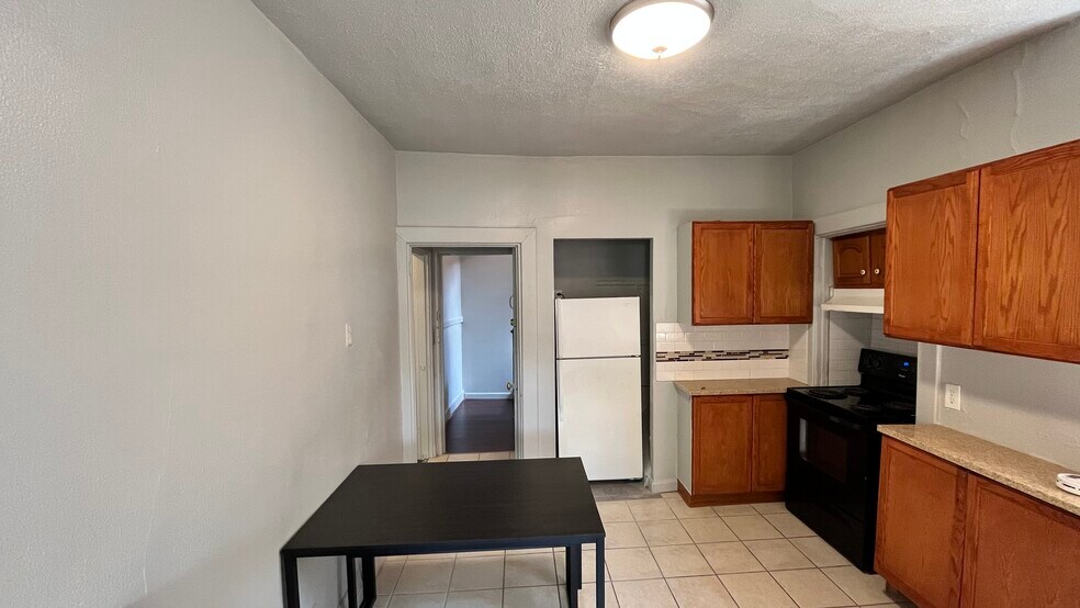 Building Photo - 5847 Nicholson St