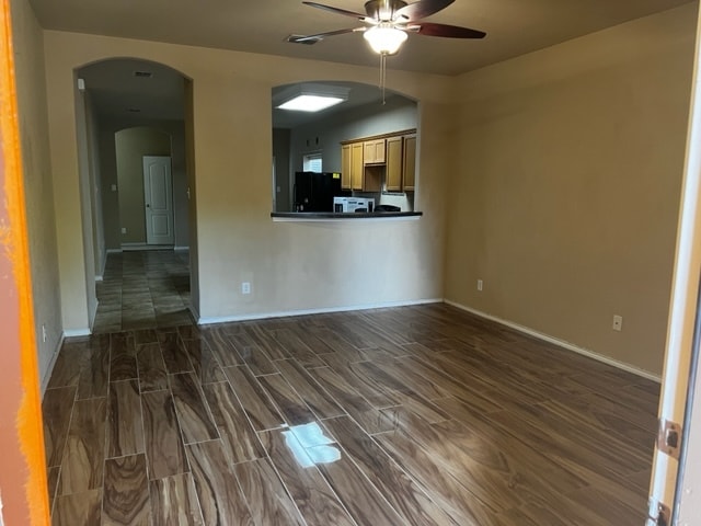 Building Photo - 5702 Sendero Spgs