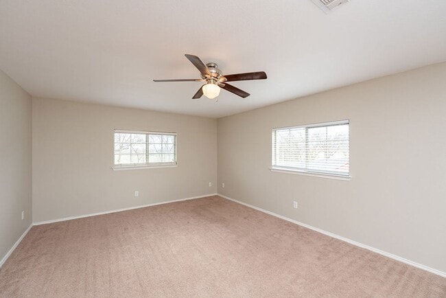 Building Photo - Beautiful 3 bed - 2 bath home in Greenridge, Round Rock!