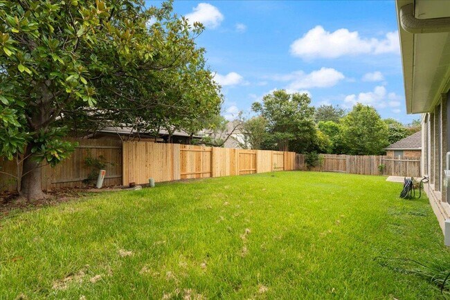 Building Photo - 1414 Dapplegrey Ln