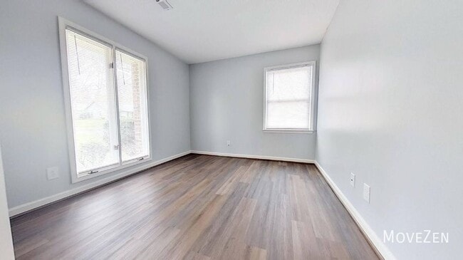 Building Photo - 3004 Bardwell Rd