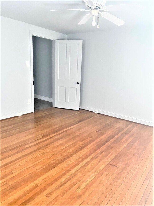 Building Photo - House for Rent in Glen Mills