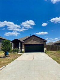 Building Photo - 15609 All Star Dr