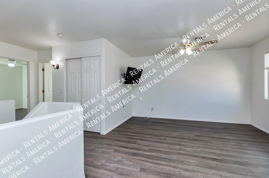 Building Photo - 60191 Verde Vista Ct