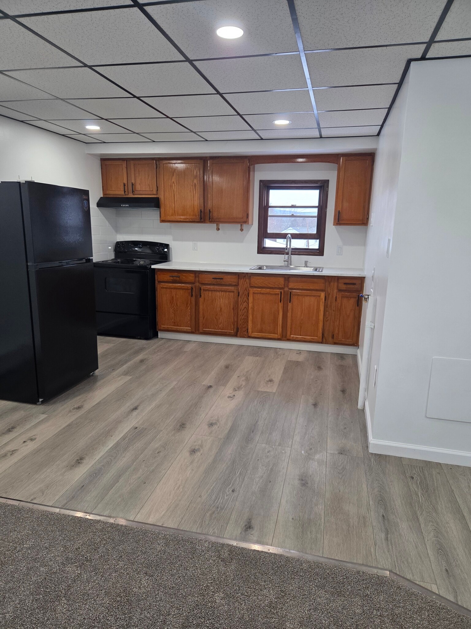 Building Photo - 144 William St