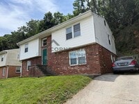 Building Photo - 635 Riverland Rd SE