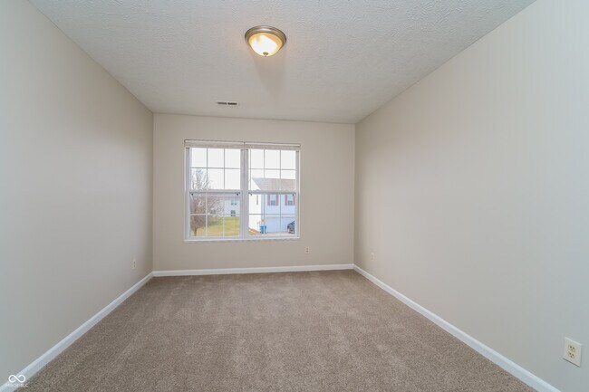 Building Photo - 2507 Swan Sea Dr