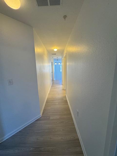 Building Photo - 3073 Ashland Ln N