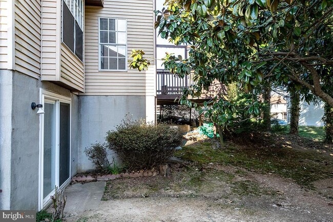 Building Photo - 801 High Plain Dr