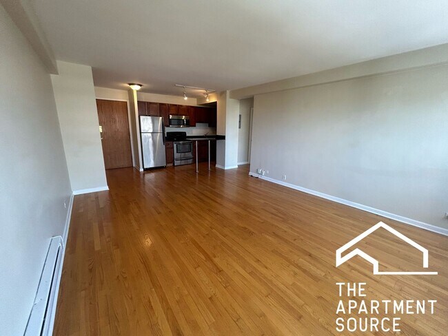 Building Photo - 4180 N Marine Dr