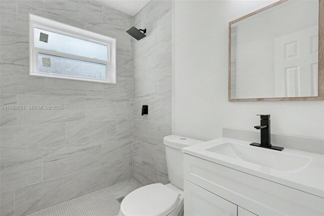 Building Photo - 55 SW 13th St