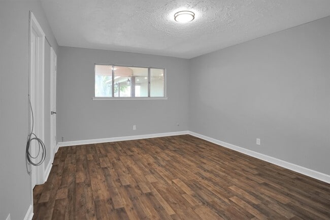 Building Photo - 9611 Huntington Hill Dr