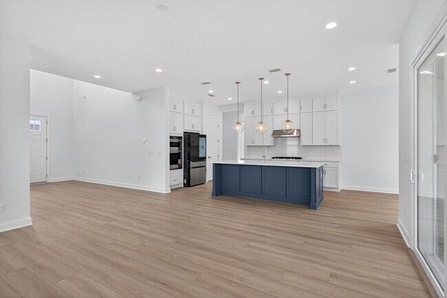 Building Photo - Brand New Home