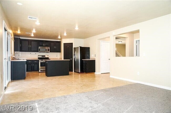 Building Photo - 6717 Yellowhammer Pl