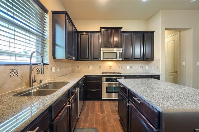 Building Photo - 12372 Payne St