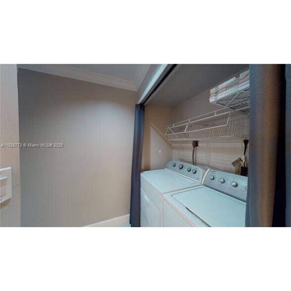 Building Photo - 11212 SW 132nd Ct W