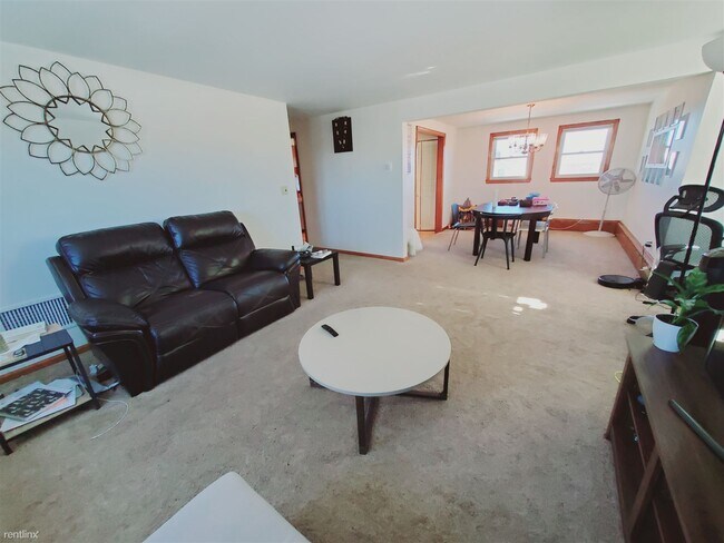 Building Photo - 2 br, 1 bath Condo - 27 Windy Knls # 2NDFL