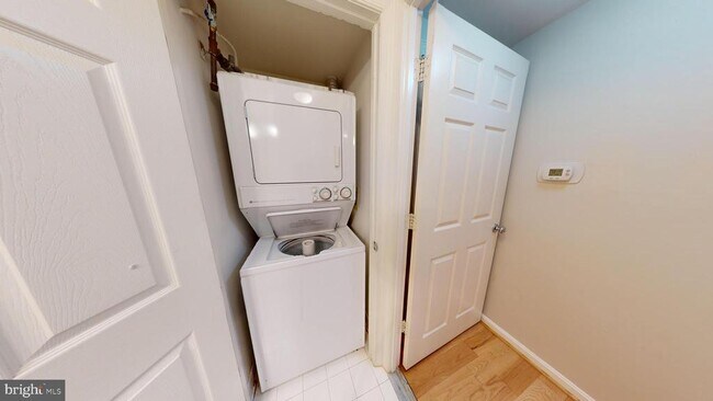 Building Photo - 3835 9th St N