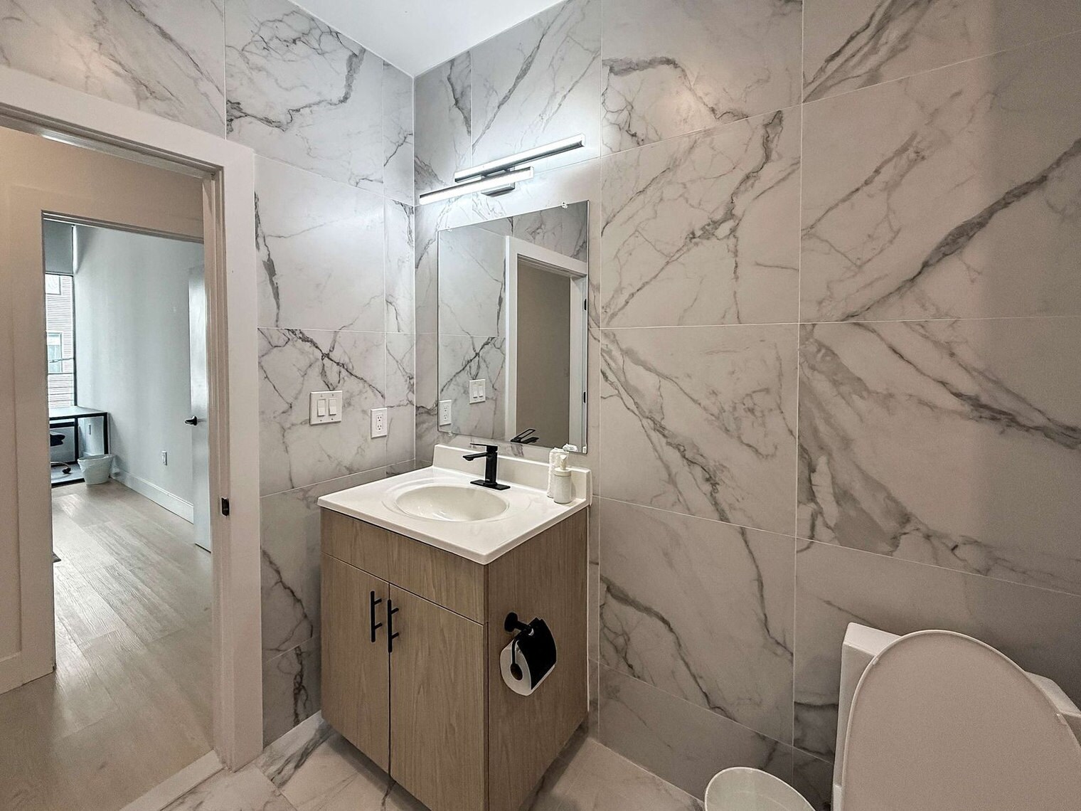 Building Photo - 1247 N 2nd St