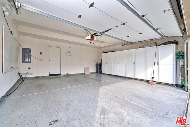 Building Photo - 20285 Avenida Paloma
