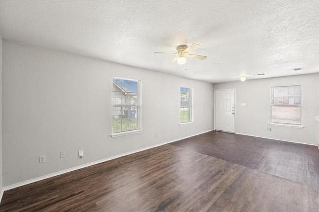 Building Photo - 404 Kings Way Dr