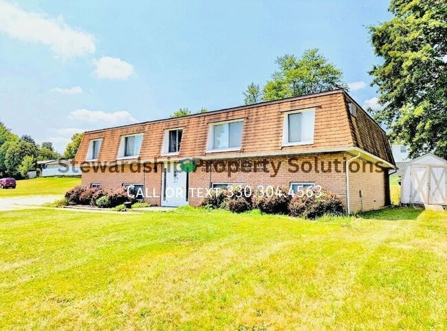 Building Photo - 285 Villa St