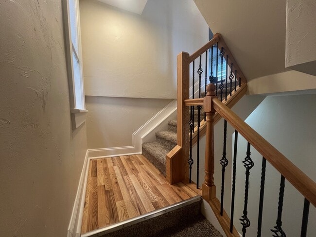 Building Photo - 350 Melwood Ave