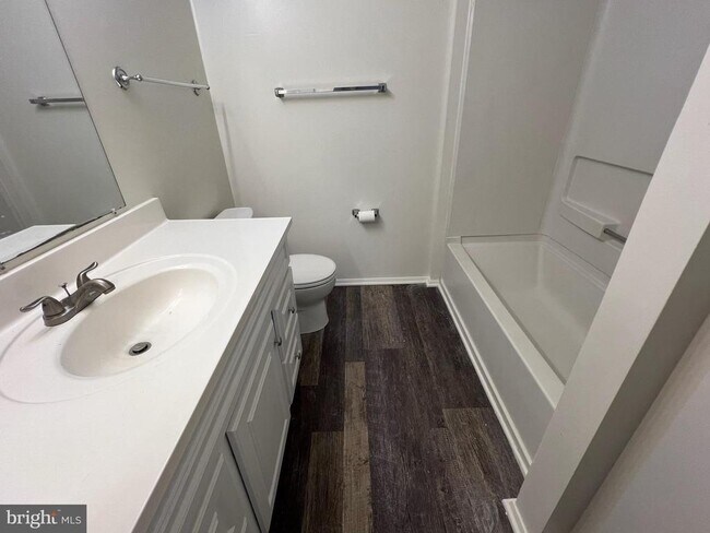 Building Photo - 7728 Havenside Terrace