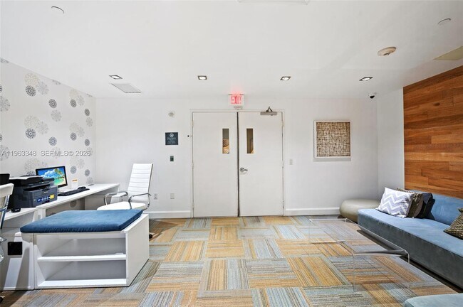 Building Photo - 951 Brickell Ave