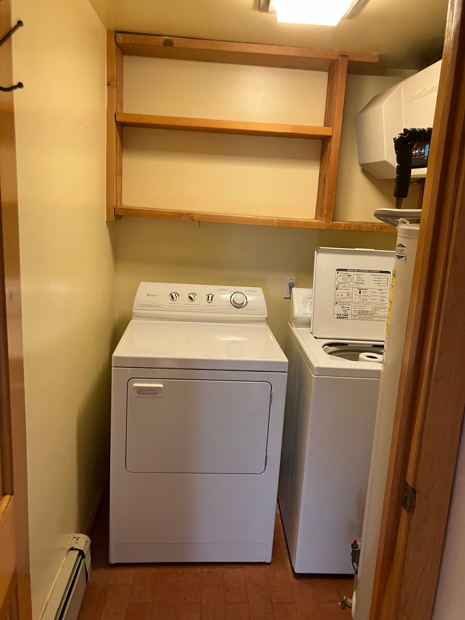 Building Photo - 3228 1/2 La Avenida de San Marcos