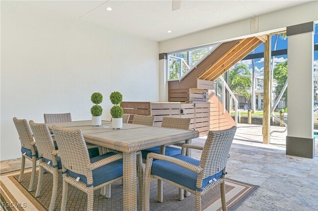 Building Photo - 27570 Tarpon Way