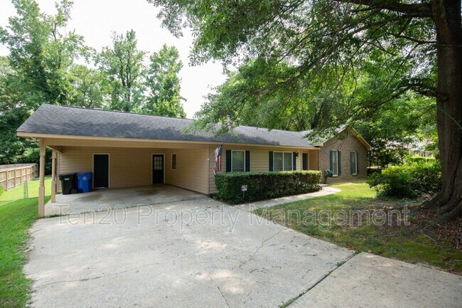 Building Photo - 1430 Lokey Dr