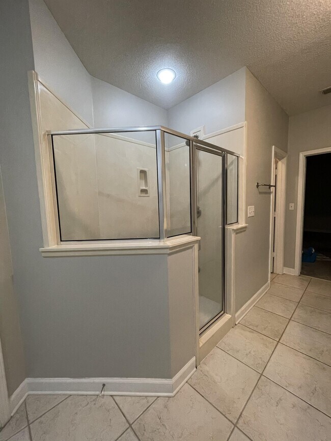 Building Photo - 10230 Adikson Dr