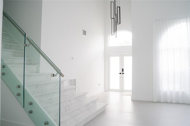 Building Photo - 10996 NW 58th Terrace