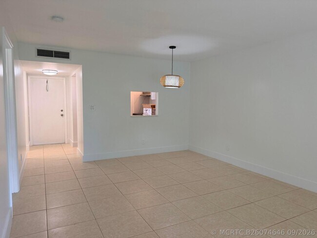 Building Photo - 5980 NW 64th Ave