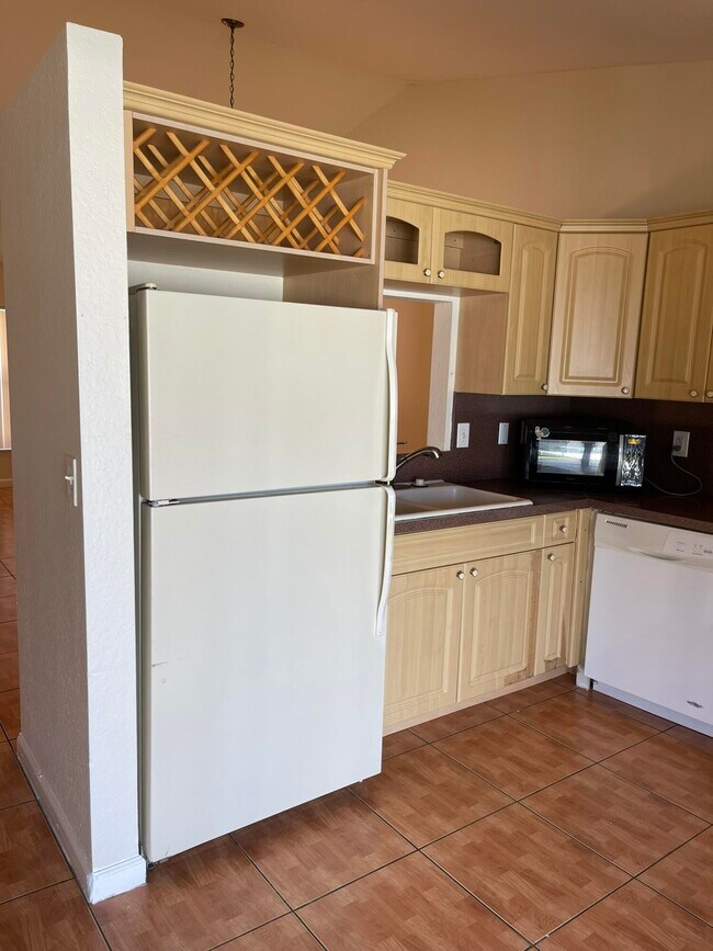 Building Photo - 3816 Woodridge Terrace