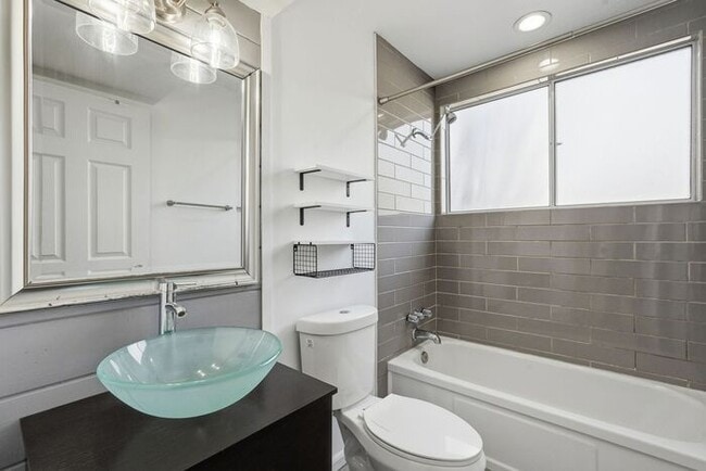 Building Photo - Pending/ Rented - Spacious 3-Bed, 2-Bath East Tucson Home with Large Yard & Open Layout