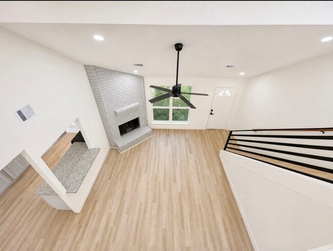 Building Photo - 6706 Dinner Creek Ct
