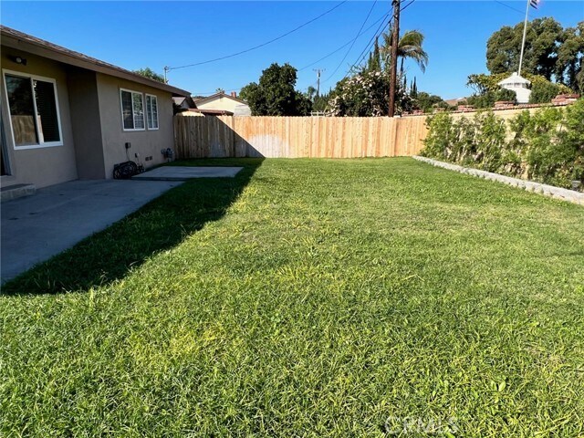 Building Photo - 11862 Steele Dr