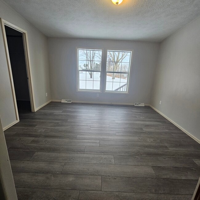 Building Photo - 3181 NY-5