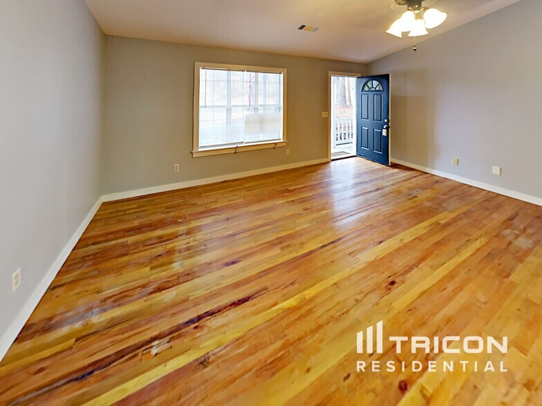 Building Photo - 5491 Quarters Way