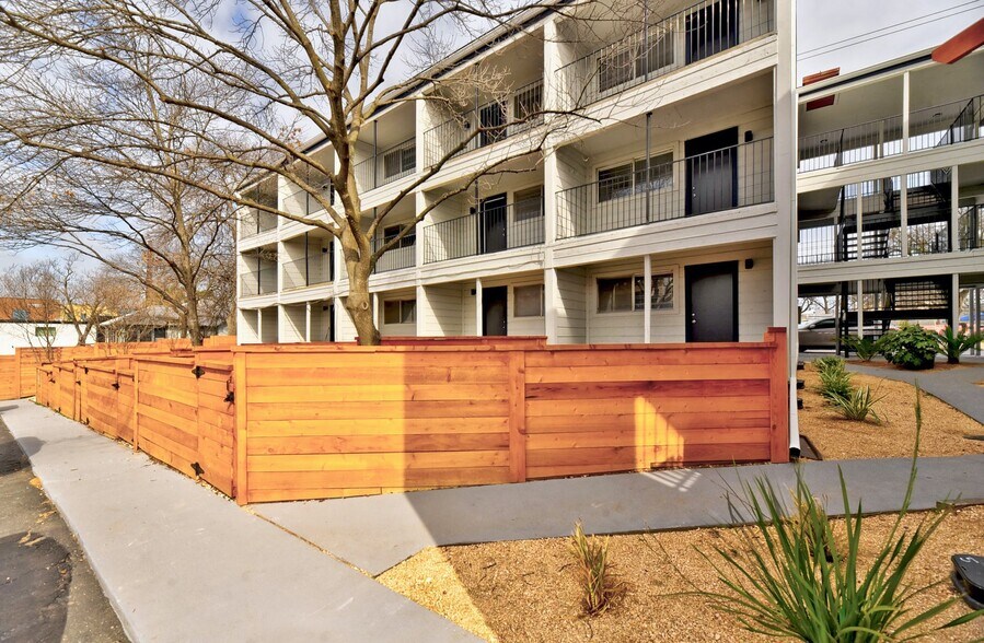 The Kingston 409 W 38th St Austin TX 78705 Apartment Finder
